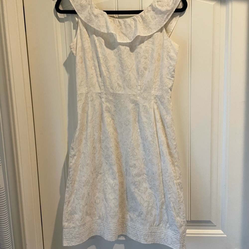 Gap cream dress